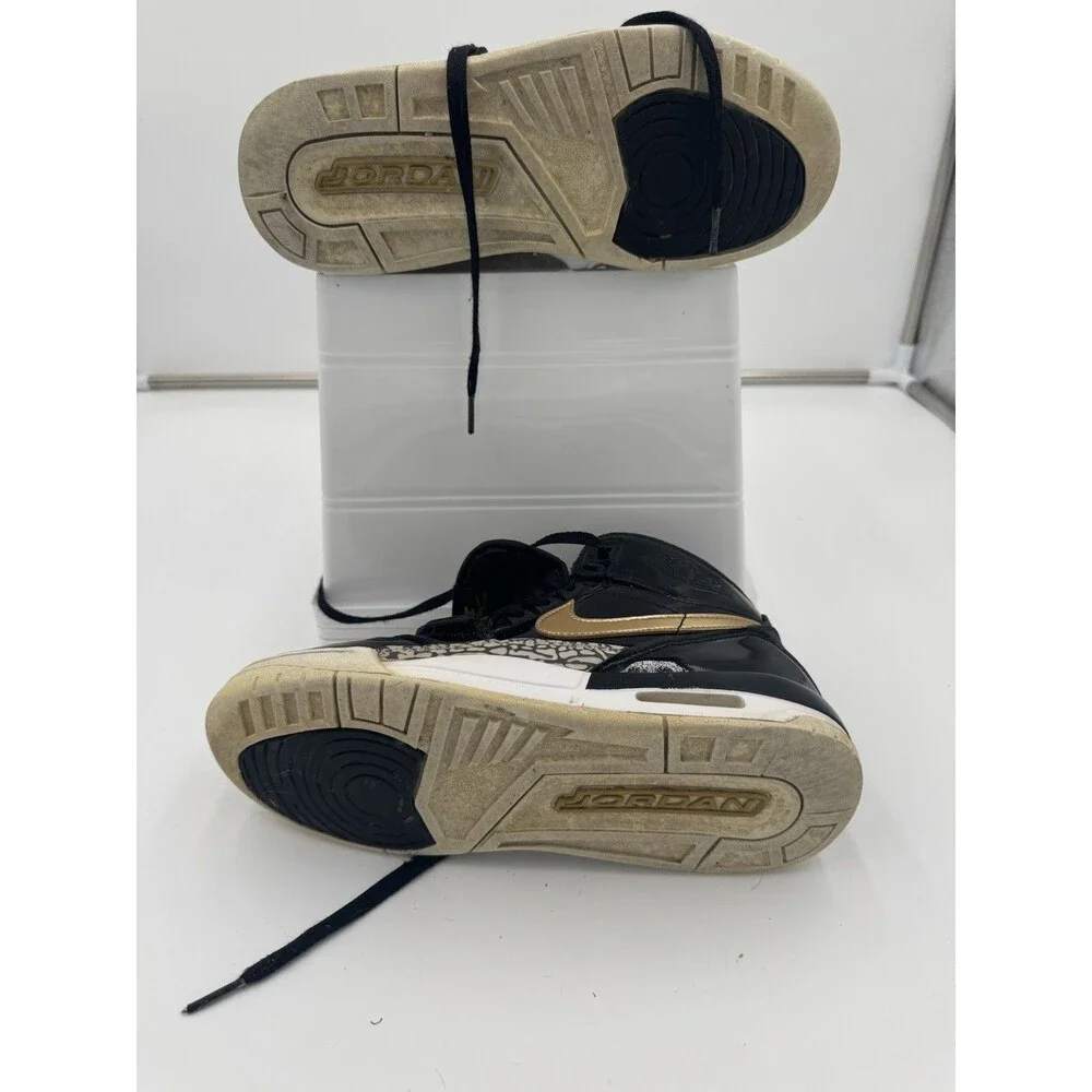 Nike Air Jordan Legacy 312 Size 6Y GS Black Metallic‎ Gold AT4040-007